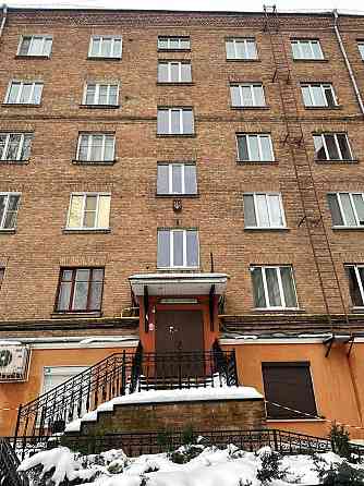 Продаж Квартира 3-кімнатна, 3/5 поверх на Миколи Міхновського вул., д. 9 Kiev