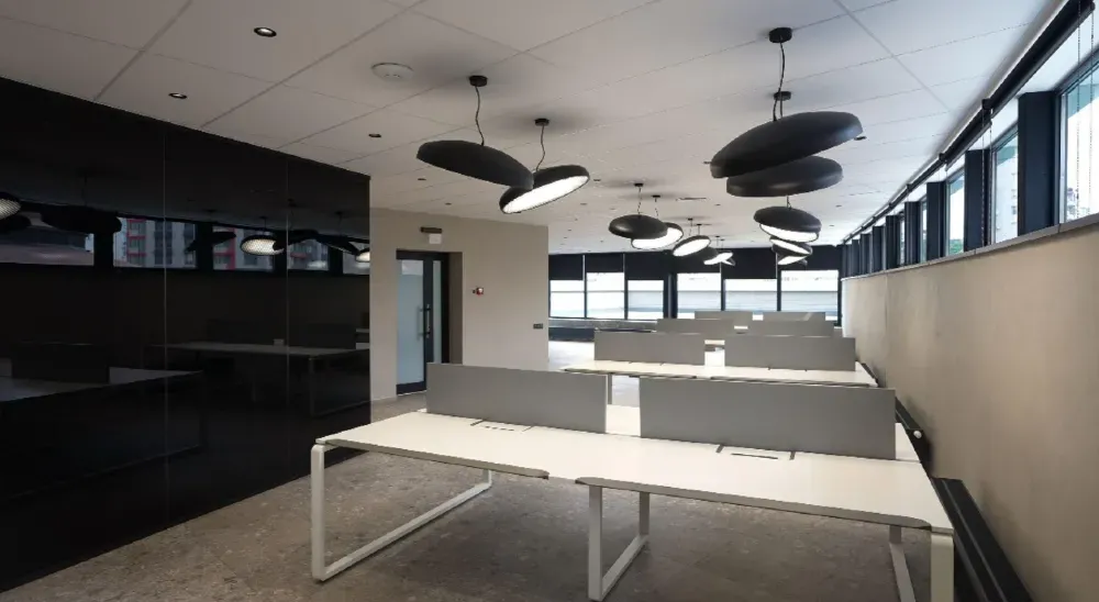 Сдаётся Бизнес-центр / Административное здание площадь 345 кв.м 4-й этаж Киев Євгена Коновальця Киев - изображение 2