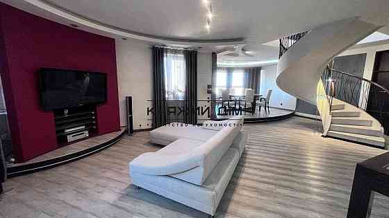 Продаж Квартира 4-кімнатна, 27/28 поверх на Анны Ахматовой ул. Київ