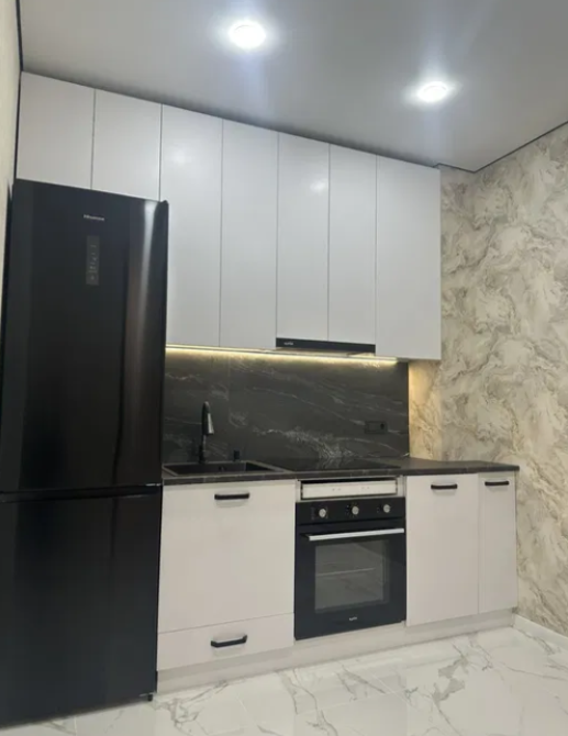 Продаж Квартира 2-кімнатна на ул. Академика Сахарова, 11 Крижанівка (Комінтернівський район) - фото 1