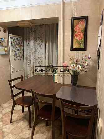 Оренда Квартира 2-кімнатна, 3/9 поверх на Чорнобильська Київ