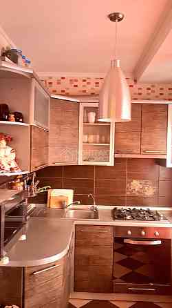 Продаж Квартира 3-кімнатна, 9/9 поверх на вул. Продольная Харків