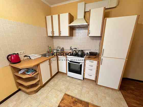 Оренда Квартира 1-кімнатна, 15/24 поверх на Бажана Николая просп. Киев