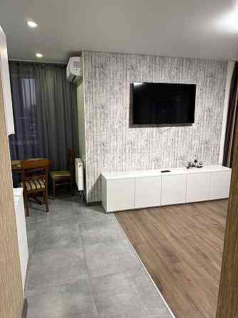 Оренда Квартира 1-кімнатна, 8/10 поверх на вул. Іскринська Харків