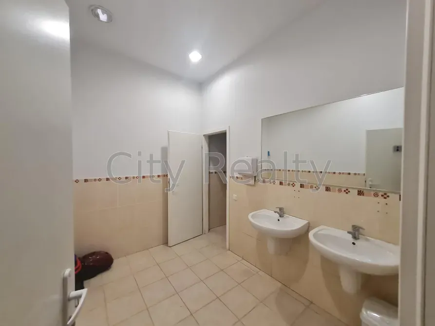 Сдаётся Офисные помещения площадь 654.56 кв.м  Киев Бульварно-Кудрявська 24 Киев - изображение 18