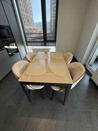 Продаж Будинок 3-кімнатний на Дніпровська наб., 18Б Киев