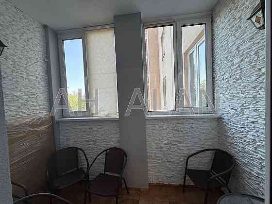 Оренда Будинок 4-кімнатний на Тичини Павла пр-т, 18Б Київ