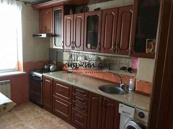 Оренда Квартира 5-кімнатна, 1/9 поверх на Декабристов ул./Братства Тарасовцев ул. Київ