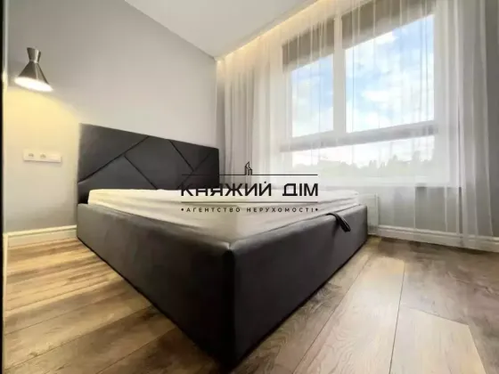 Сучасна і затишна 1-но кімнатна квартира у самому серці Подолу. ЖК Podil Plaza  Residence Київ