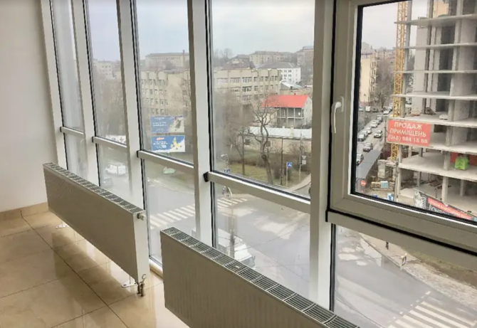 Продаж офісного приміщення 42.9 кв.м. на 6 поверсі в торгово-офісному центрі на вул. Торговиця, Тернопіль - фото 3
