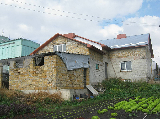 Продаж 2 поверхового будинку з ділянкою на 10 сотих, 288 кв. м, 5 кімнат в с. Мишковичі Тернопільськ  - фото 1