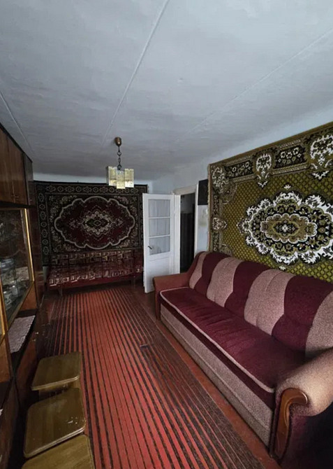 Продаж Квартира 1-кімнатна, 1/4 поверх на вул. Київська Кременец - изображение 1