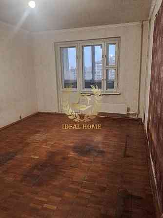 Простора трикімнатна квартира в зеленому районі Києва Київ