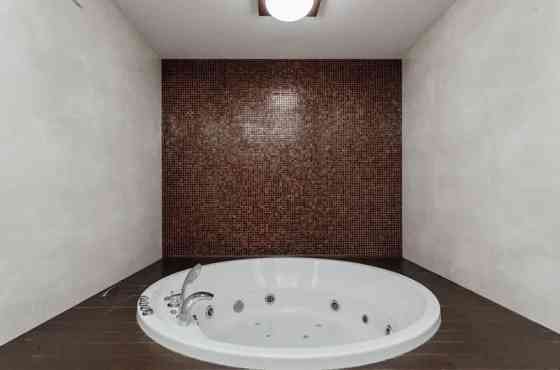 Оренда Квартира 4-кімнатна, 3/7 поверх на Уютная ул., 13 Одеса