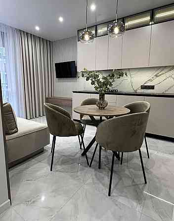 Продаж Квартира 1-кімнатна, 4/5 поверх на цимбалістого Ternopil'