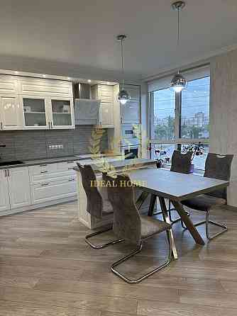 Продаж 3к квартири ЖК Варшавський квартал Київ