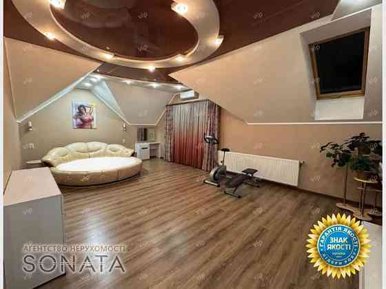 Продаж 2-поверховий   210 кв.м 5 кімн. на вул. Стуса Cherkasy