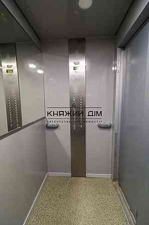 ЄОселя!  Видовий пентхаус в ЖК 4 Сезони, Максимовича 3Д. Київ