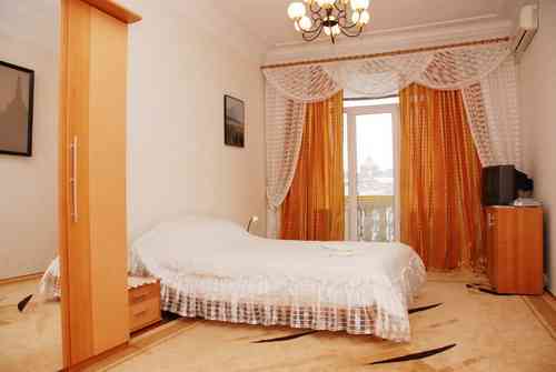 Здається в оренду відмінна 2-х кімнатна квартира м. Льва Толстого Код об'єкта: 1124916 Kiev