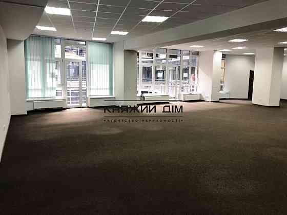 Оренда офісне приміщення на Щорса ул. поверх - 6/25 Киев