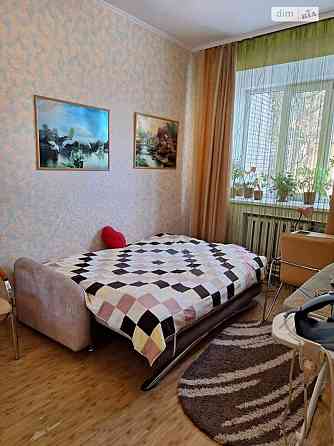 Продаж Квартира 3-кімнатна, 1/2 поверх на Зерова Вінниця