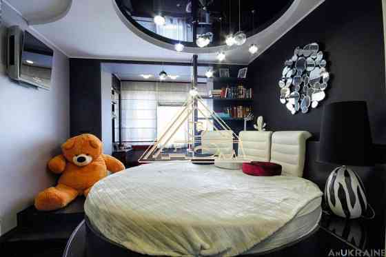 Продам  двухуровневый пентхаус в новом доме на Палубной Одесса