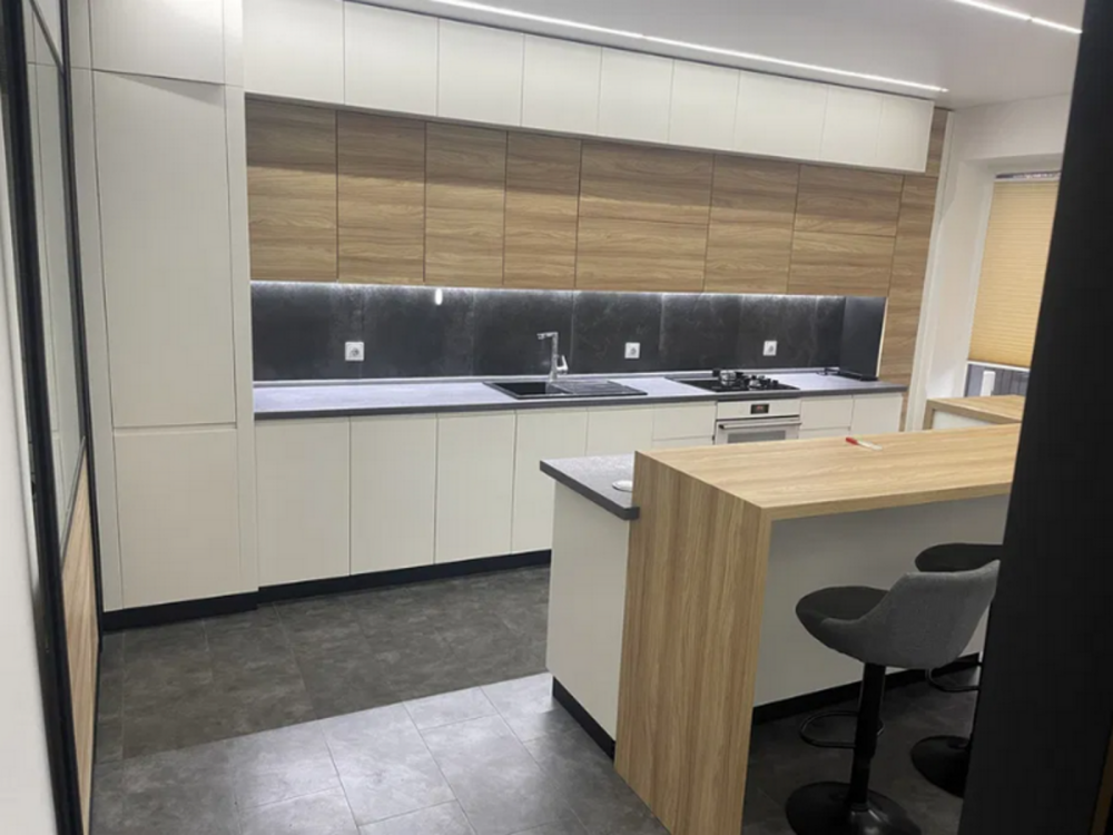 Продає будинку 250 кв.м, с. Підгородне Подгородное - изображение 1