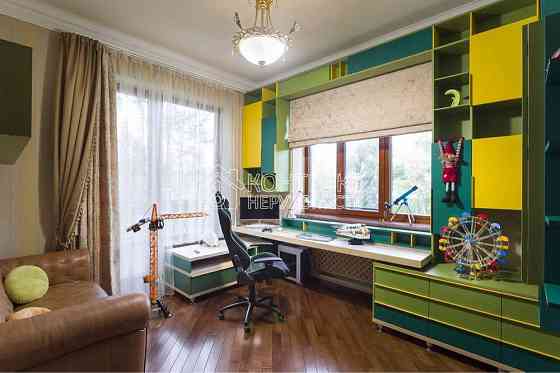 Продаж Будинок 4-кімнатний на вул. Білої Акації Kharkiv