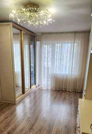 Продаж Квартира 2-кімнатна, 2/5 поверх на Варненская улица, 17 Odessa