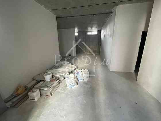 Продаж торгове приміщення на Івана Богуна, 1 поверх - 1/11 