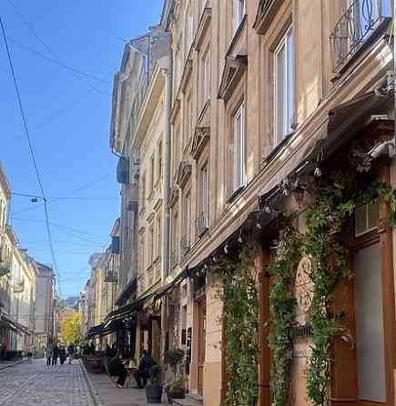 Оренда приміщення вільного призначення на вул. Староєврейська приміщень - 2, поверх - 1/4 Львів