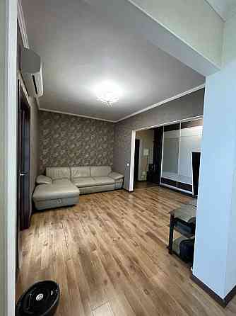 Оренда Квартира 3-кімнатна, 14/19 поверх на Авiаконструктора Iгоря Сiкорського, 4-Б Київ