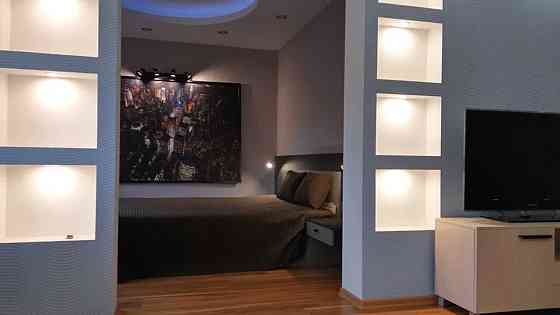 Оренда Квартира 2-кімнатна, 3/12 поверх на вул. Паньківська, 27/78 Київ