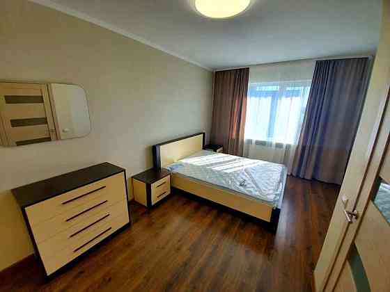 Оренда Квартира 1-кімнатна, 27/27 поверх на ул. Вишняковская Київ