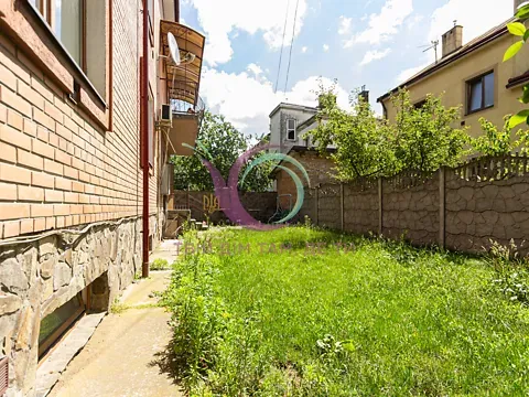 Продаж 3-поверховий   468.1 кв.м 7+ кімн. на Братів Дужих (Комарова) вулиця 35А Львів - фото 6