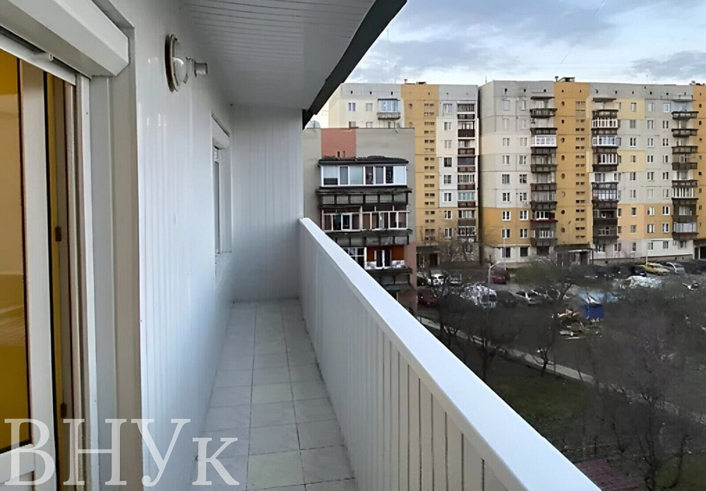 Продаж Квартира 2-кімнатна, 5/5 поверх Ужгород - фото 1