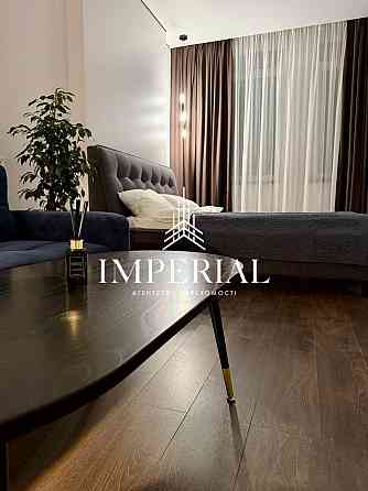 Оренда Квартира 1-кімнатна, 27/35 поверх на вул. Берестейський Kiev