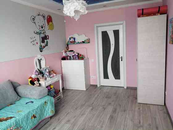 Продаж Квартира 2-кімнатна, 25/26 поверх на Воскресенська вул., д. 18 Київ