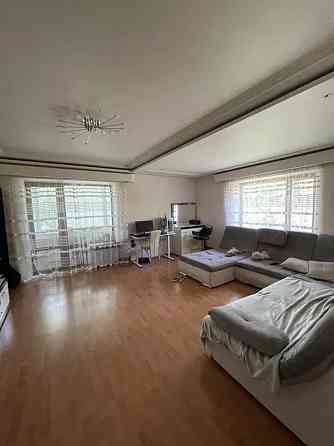 Продаж Квартира 2-кімнатна, 5/5 поверх на Адмиральский ул. Одеса