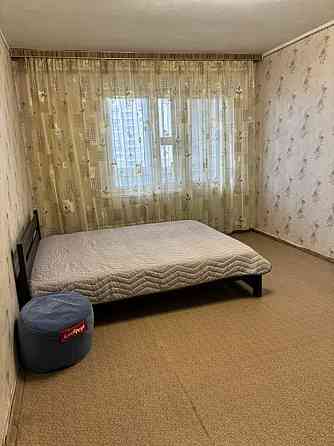 Оренда Квартира 2-кімнатна, 9/9 поверх на Ревуцького, 25 Kiev