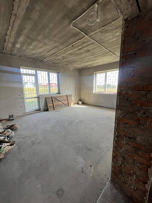 Продається чудовий будинок 255 кв.м і ділянка 10 сот,с. Чернихівці. Без комісії!  - фото 13