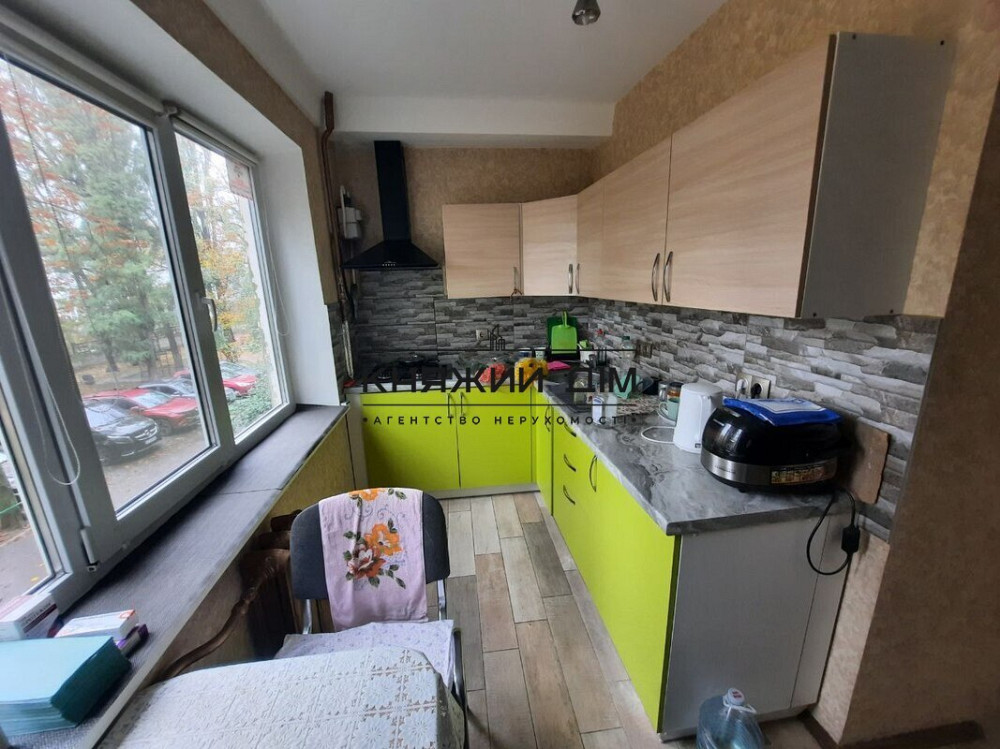 Продаж 3-кімнатна квартира, метро Нивки 10 хв. пішки. № 21141746 Київ - фото 1