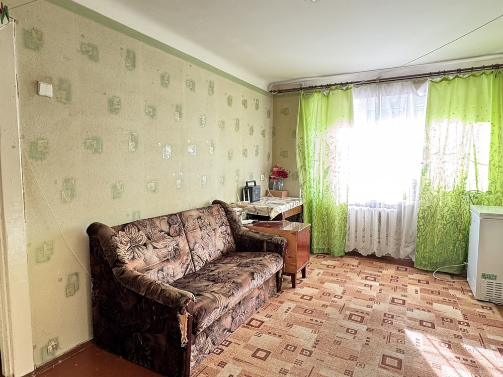 Продаж Квартира 2-кімнатна, 1/5 поверх на Батумская ул., 7 Дніпро - фото 2