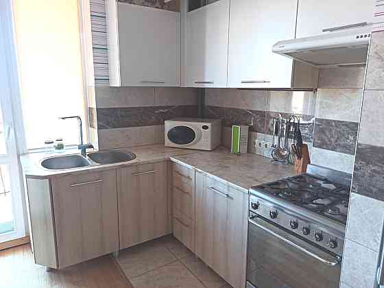 Оренда Квартира 1-кімнатна, 8/10 поверх на вул. Липова Тернопіль