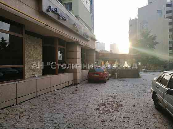 Продаж Будинок 8-кімнатний на Антоновича вул., 88 Kiev