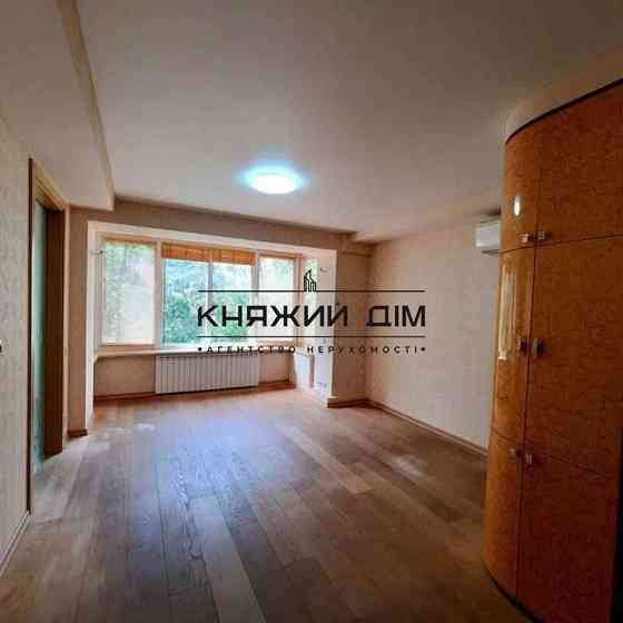 Продаж 2-кімнатна квартира, Чоколовка, Солом'янський р-н. № 21143997 Kiev