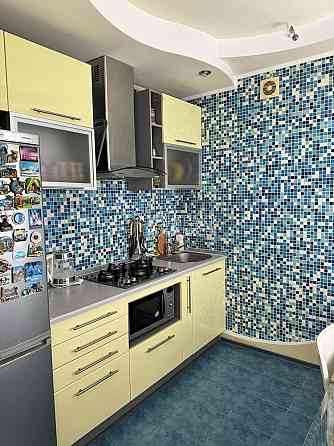 Продаж Квартира 3-кімнатна, 5/9 поверх на вул. Гвардійців Широнінців Харків