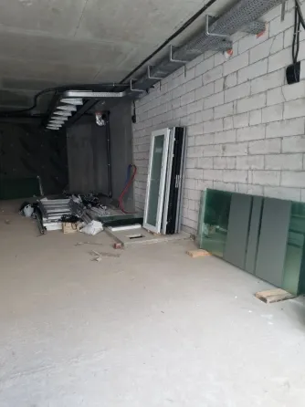 Premises in a new shopping mall, Red Line, separate entrance. Under final renovation (long vacations for arrival). Dnipro