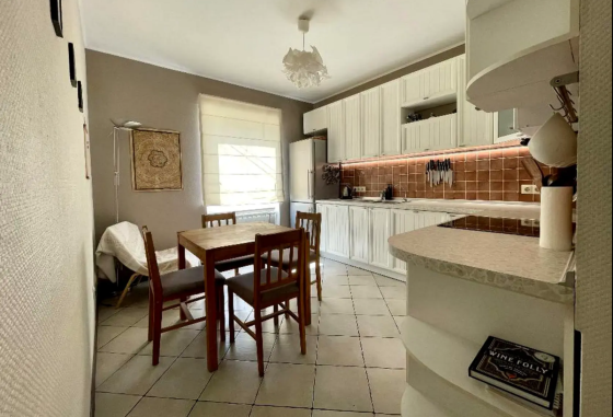 Оренда Квартира 2-кімнатна, 9/25 поверх на просп. Науки, 80 Київ