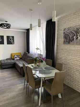 Оренда Квартира 3-кімнатна, 7/25 поверх на ул. Елены Пчилки Kiev